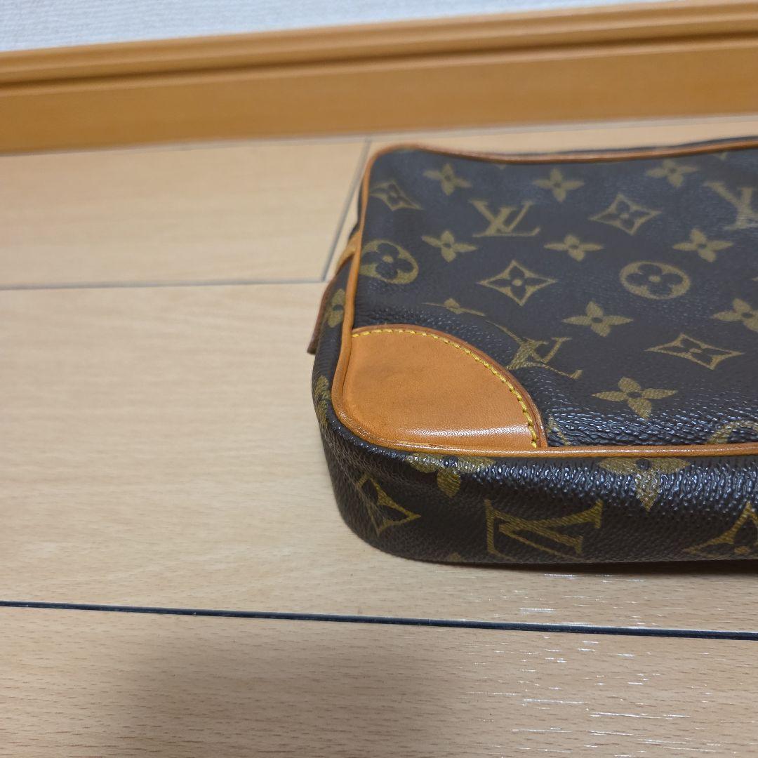 Louis Vuitton モノグラム　セカンドバッグ