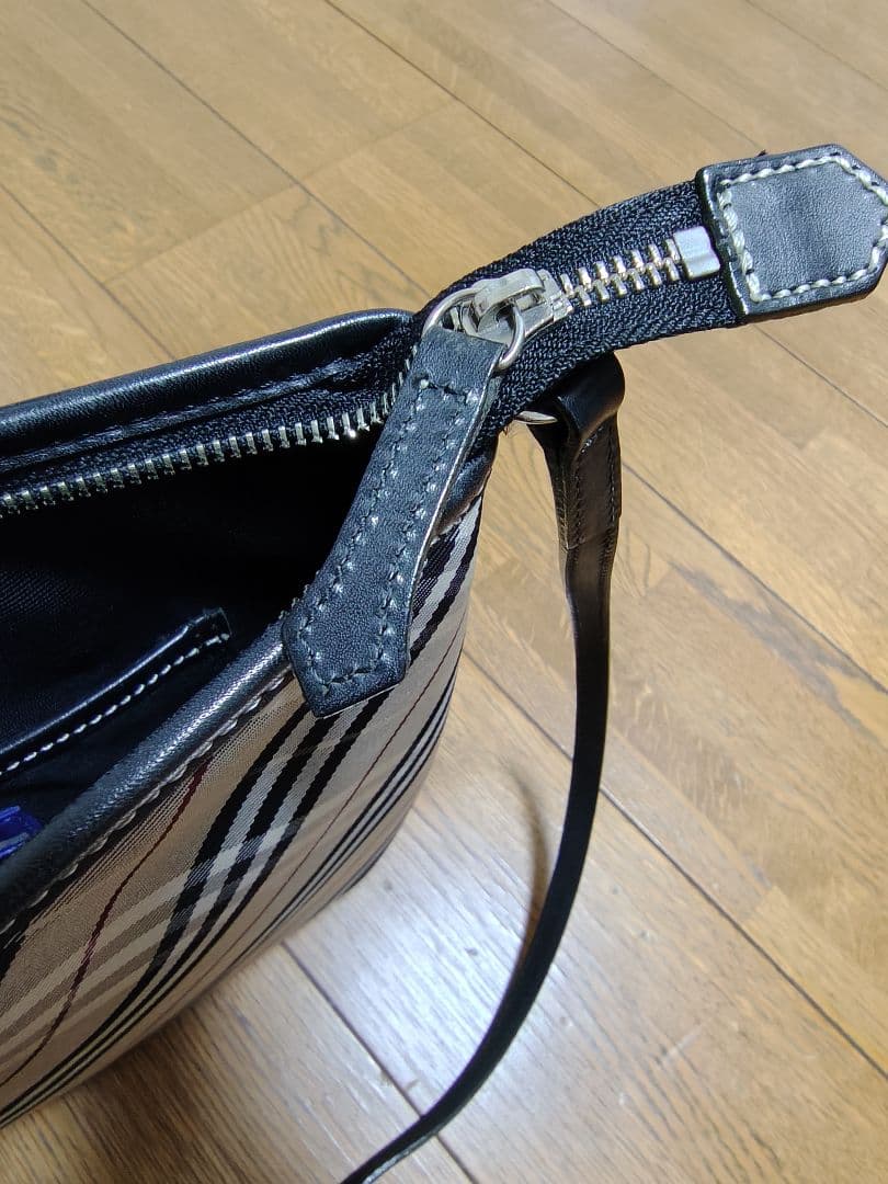 Burberry バーバリー ショルダーバッグ チェック ベージュ