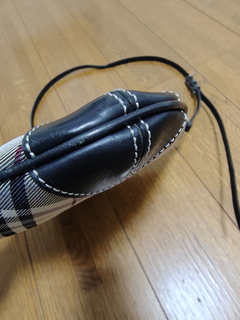 Burberry バーバリー ショルダーバッグ チェック ベージュ