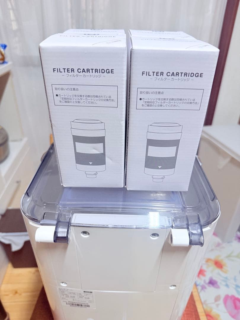 mini every ホワイト浄水器 カートリッジ４個付き