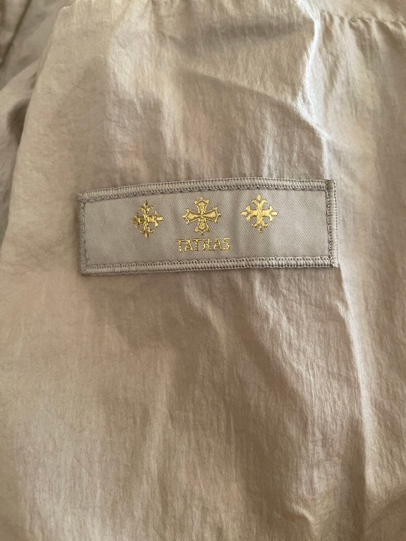 TATRAS ブルゾンノーカラー　アーサ AZHA ベージュ サイズ3☆美品