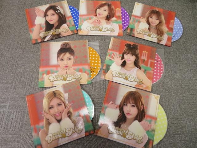 n*s様 （8AA3228）T-ARA　CD・DVDまとめて24点　サイン入り