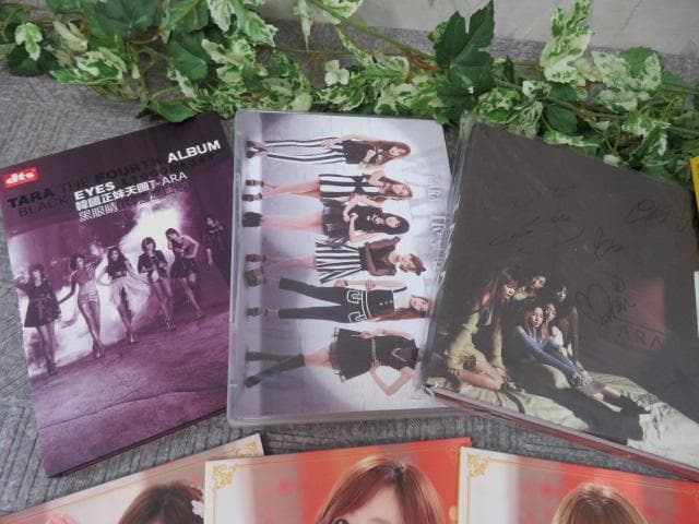 n*s様 （8AA3228）T-ARA　CD・DVDまとめて24点　サイン入り