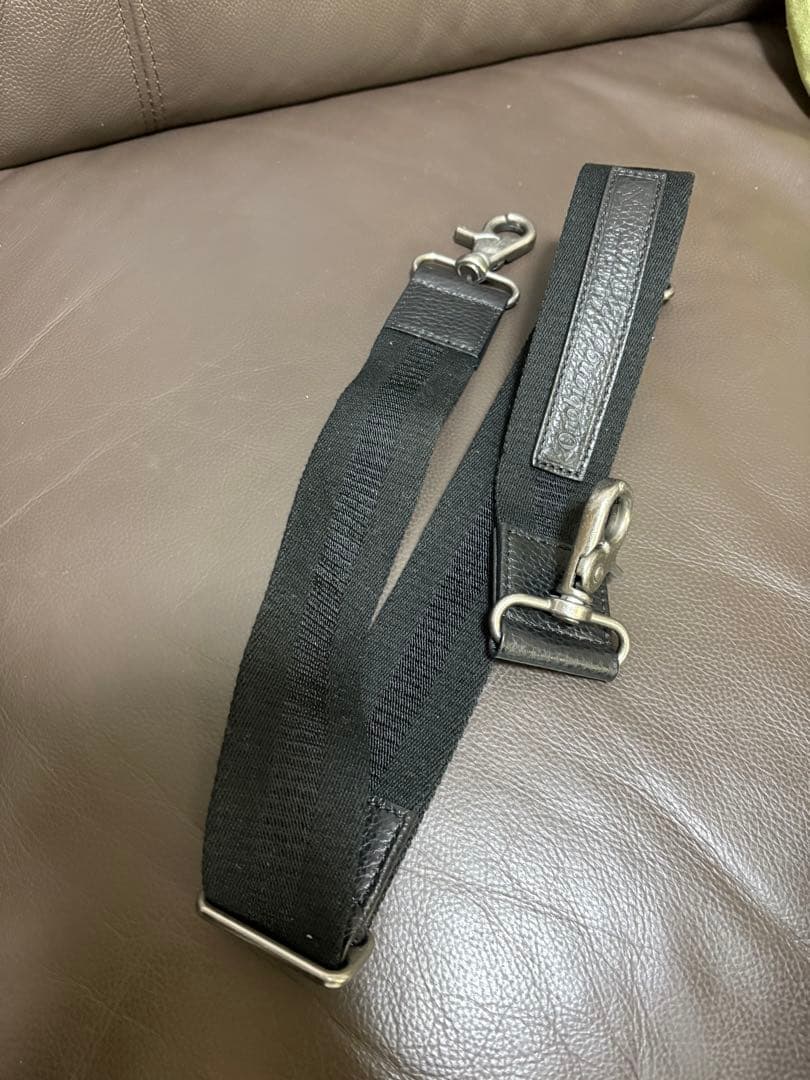 GIORGIO ARMANI 2wayショルダー　レザー　バッグ　黒