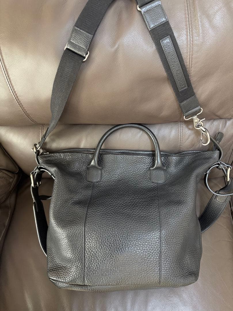 GIORGIO ARMANI 2wayショルダー　レザー　バッグ　黒