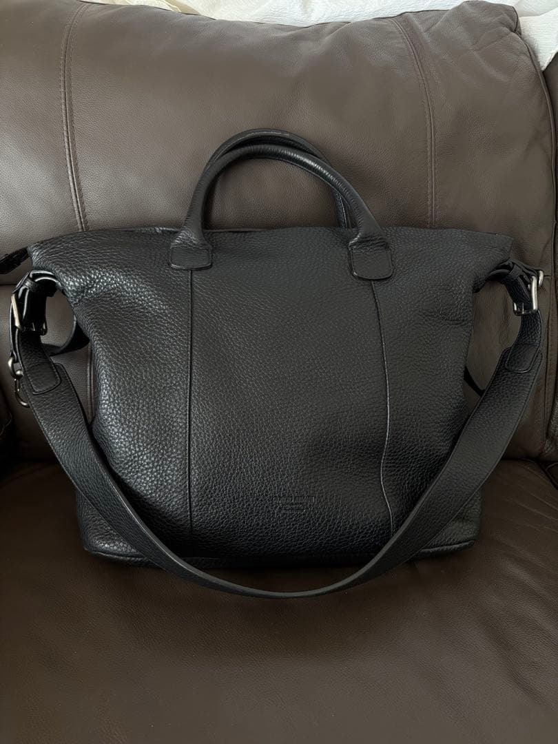 GIORGIO ARMANI 2wayショルダー　レザー　バッグ　黒