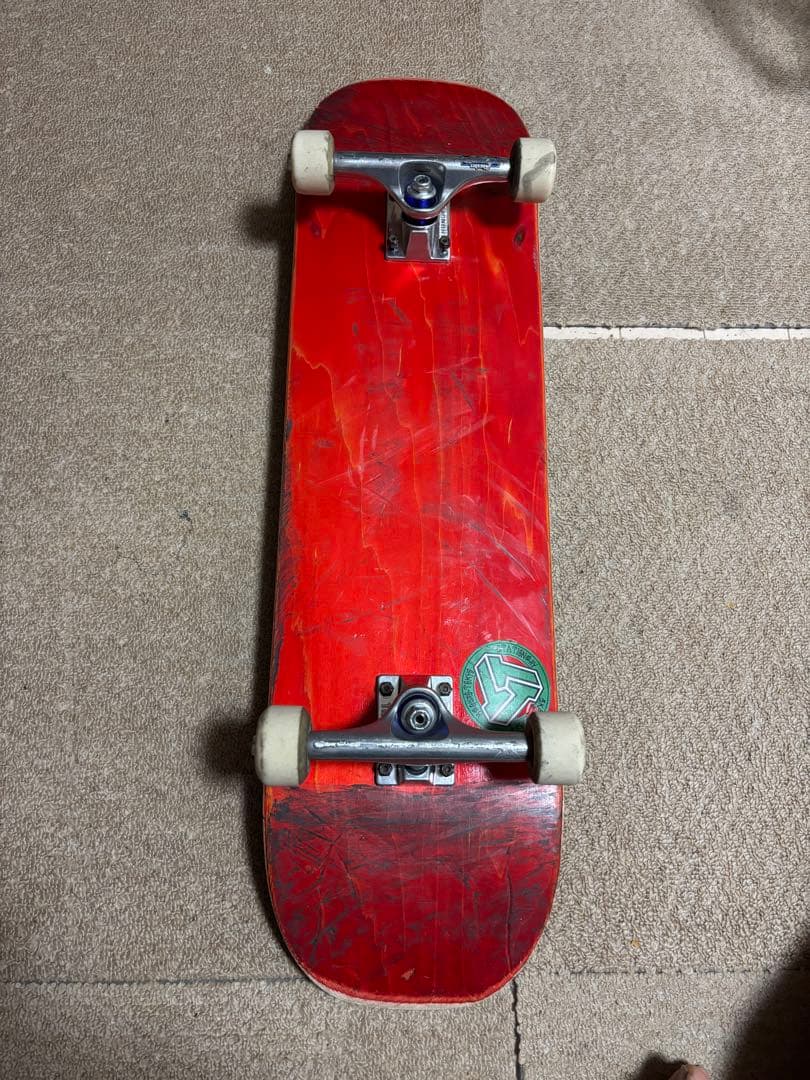 最終価格　スケートボードコンプリート　8.25 サンダートラック