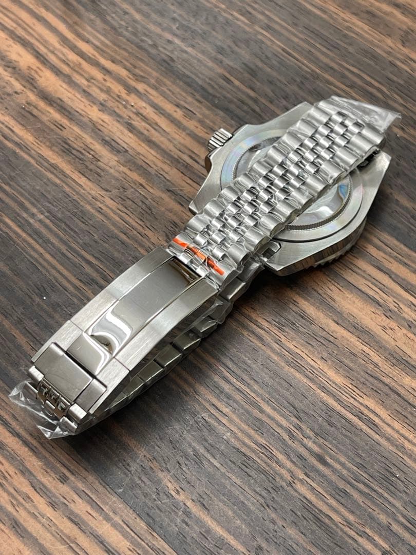 ノーロゴ自動巻き 腕時計 ブラック/グリーン