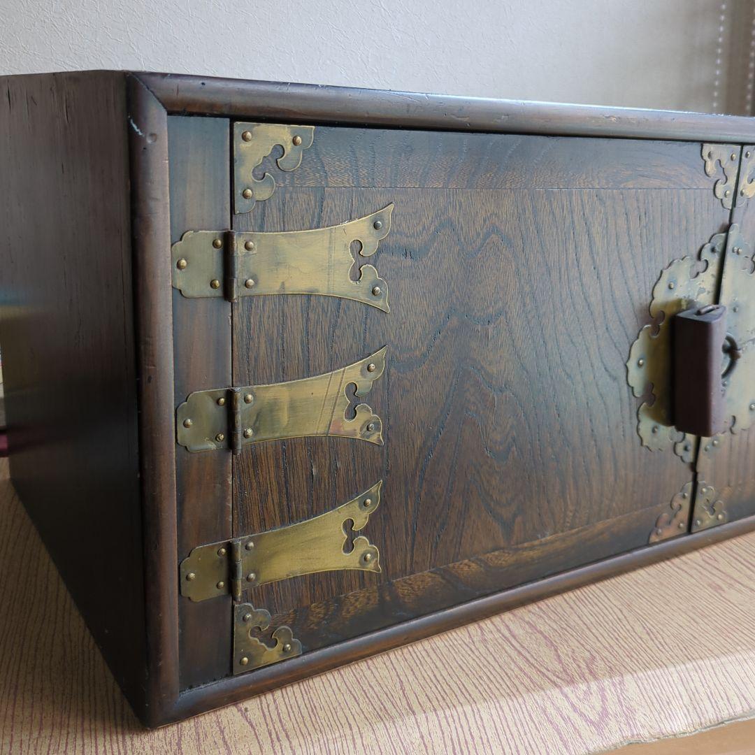 アンティーク 箪笥 李朝 棚 鍵付 飾り棚 金具 ローボード 木製