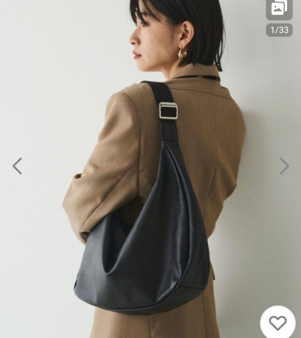 【タグ付き新品未使用】russet ラシットソフトレザーラウンドビッグショルダー