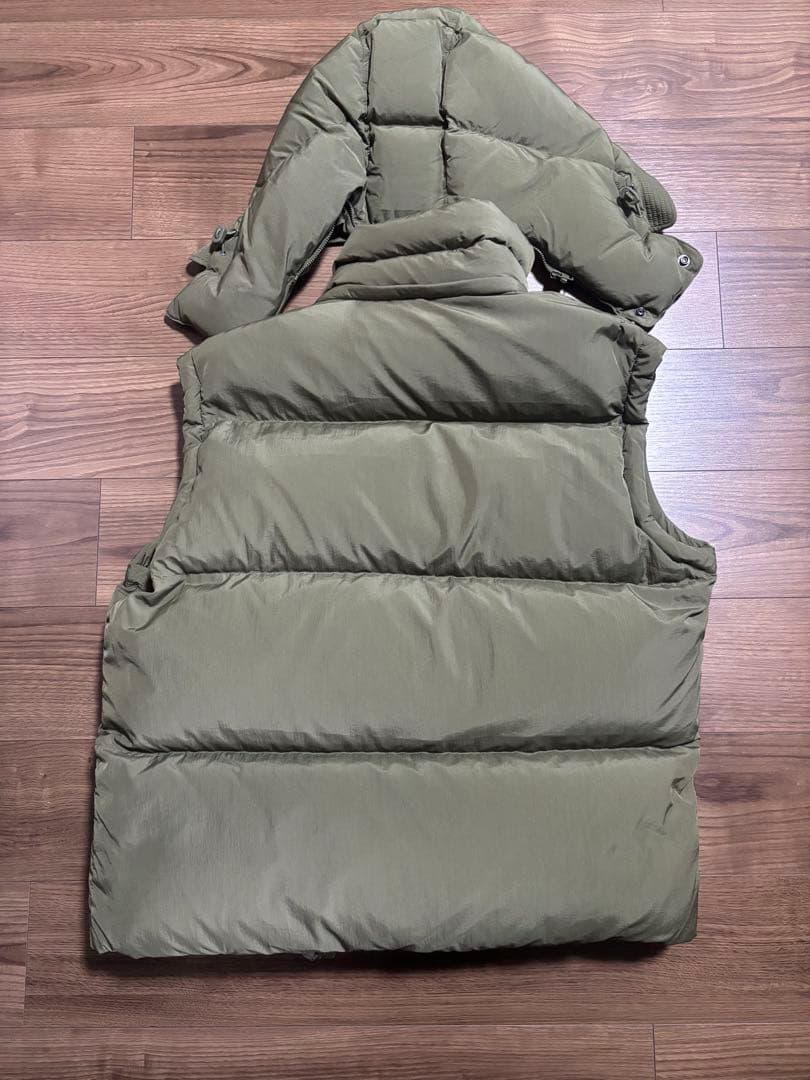 美品) DIESEL オリーブ　ダウンベスト　48(L相当)