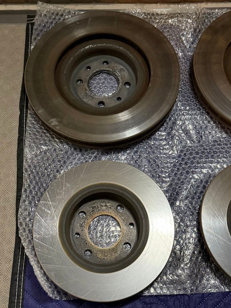 アバルト595 ブレーキローター&ASSO 低ダスト　ストリートパッド