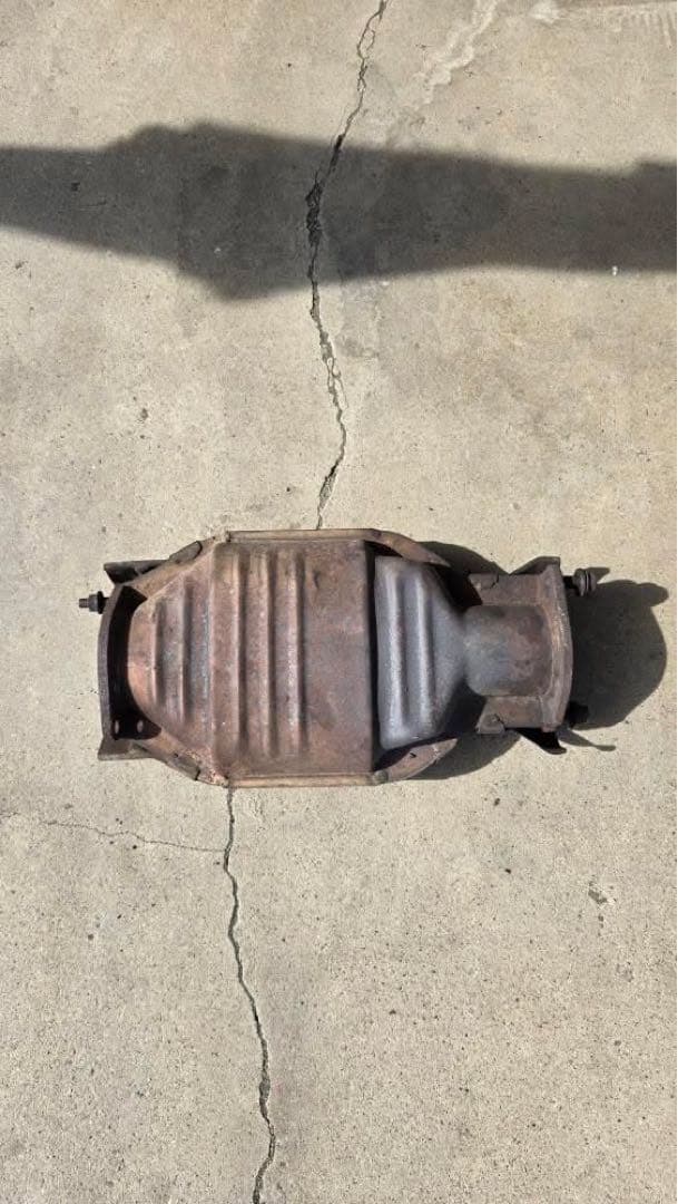 RB25DET 純正触媒 ローレルc35 er34 4ドア