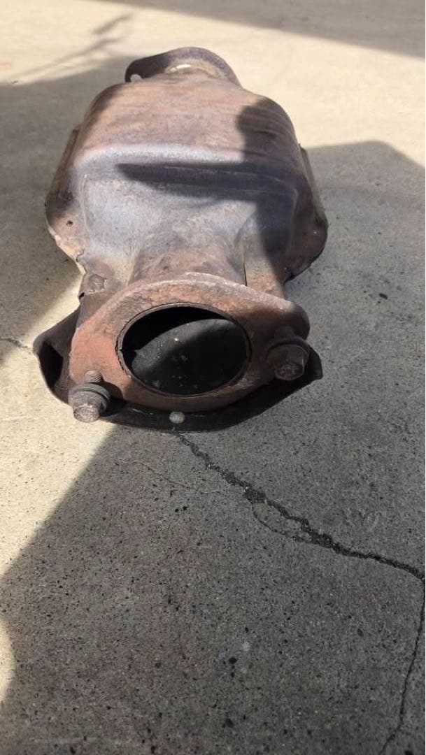 RB25DET 純正触媒 ローレルc35 er34 4ドア