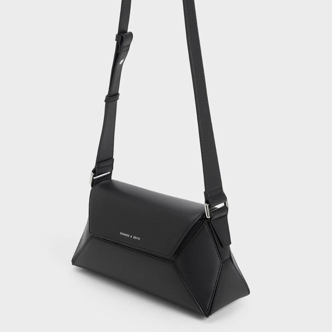 CHARLES & KEITH ナスリン ジオメトリックショルダーバッグ