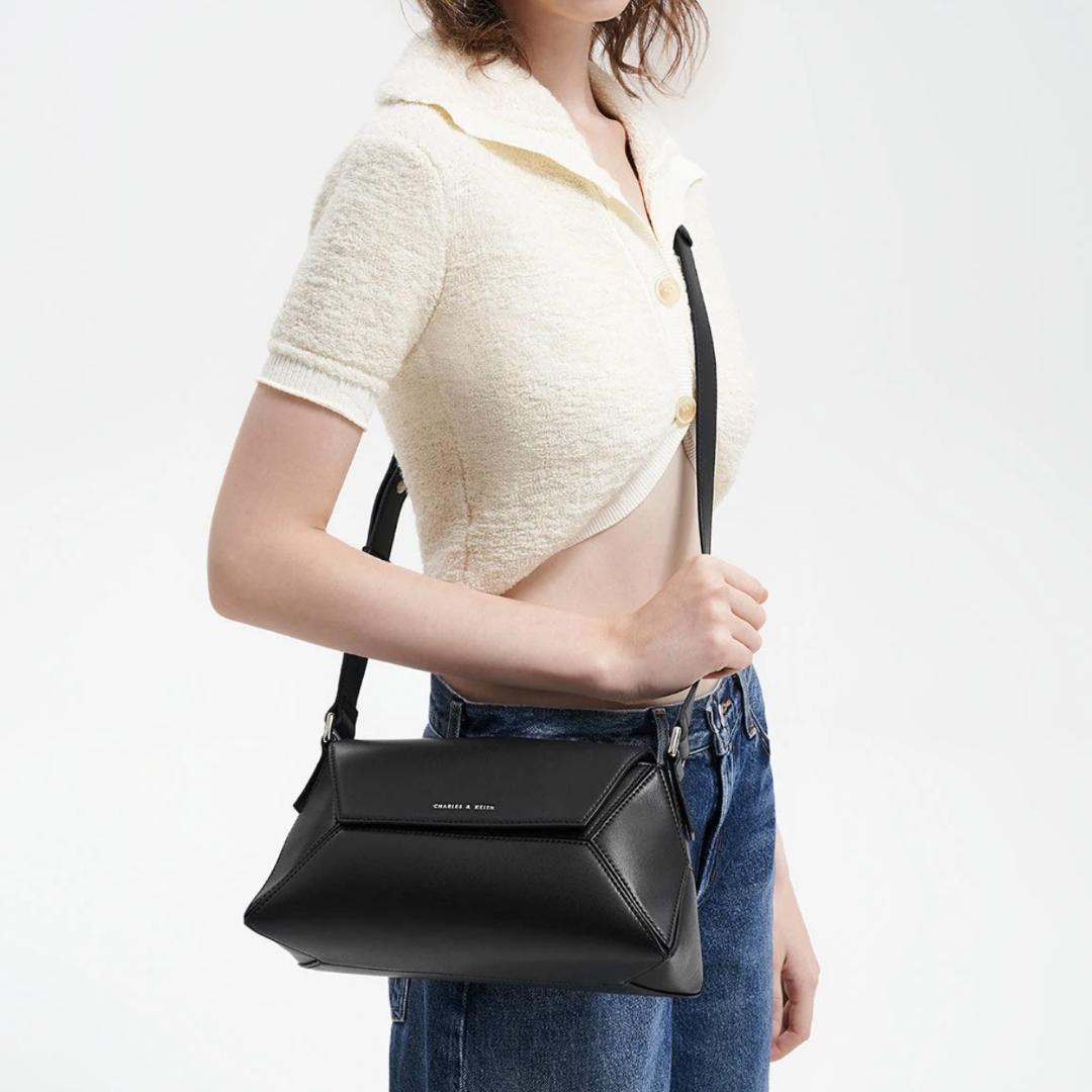 CHARLES & KEITH ナスリン ジオメトリックショルダーバッグ