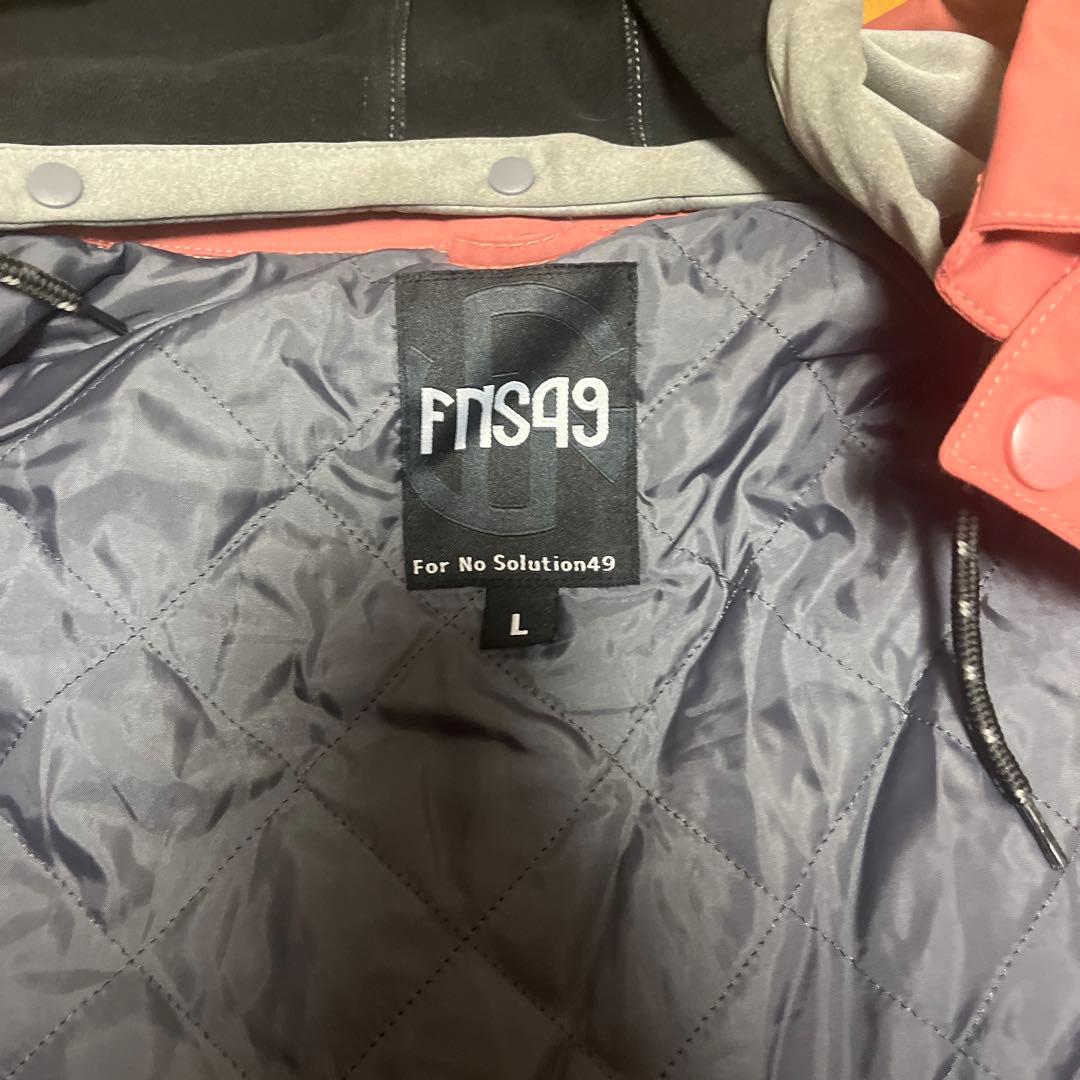 スノーボードウェアセット（ジャケット・パンツ・手袋）