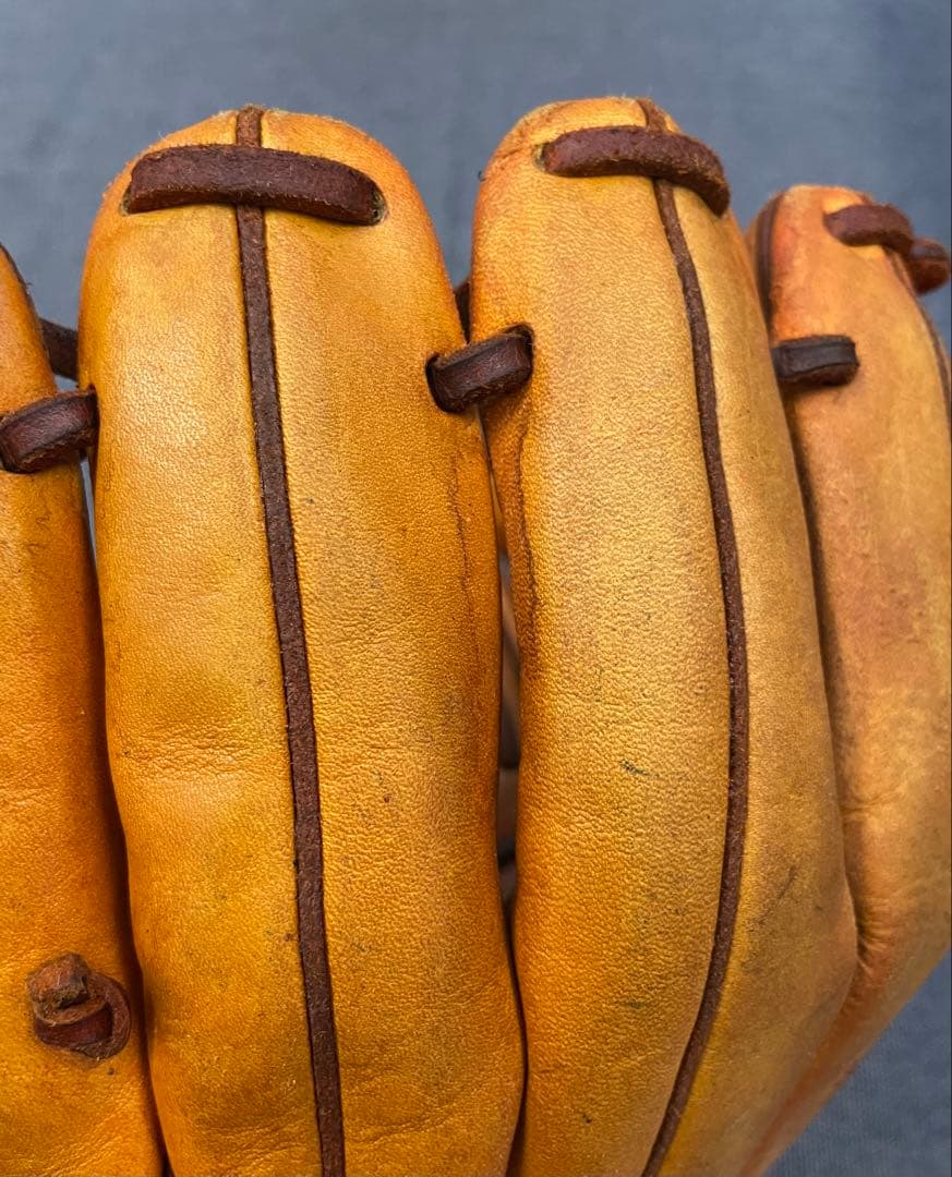 レア！　野球 硬式グローブ 一般用　大人　右投げ　グラブ　内野　右利き　ミズノ