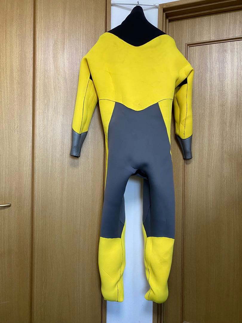 ★超人気メーカー【rlm】メンズ用３ｍｍジャージソフトドライフルスーツ