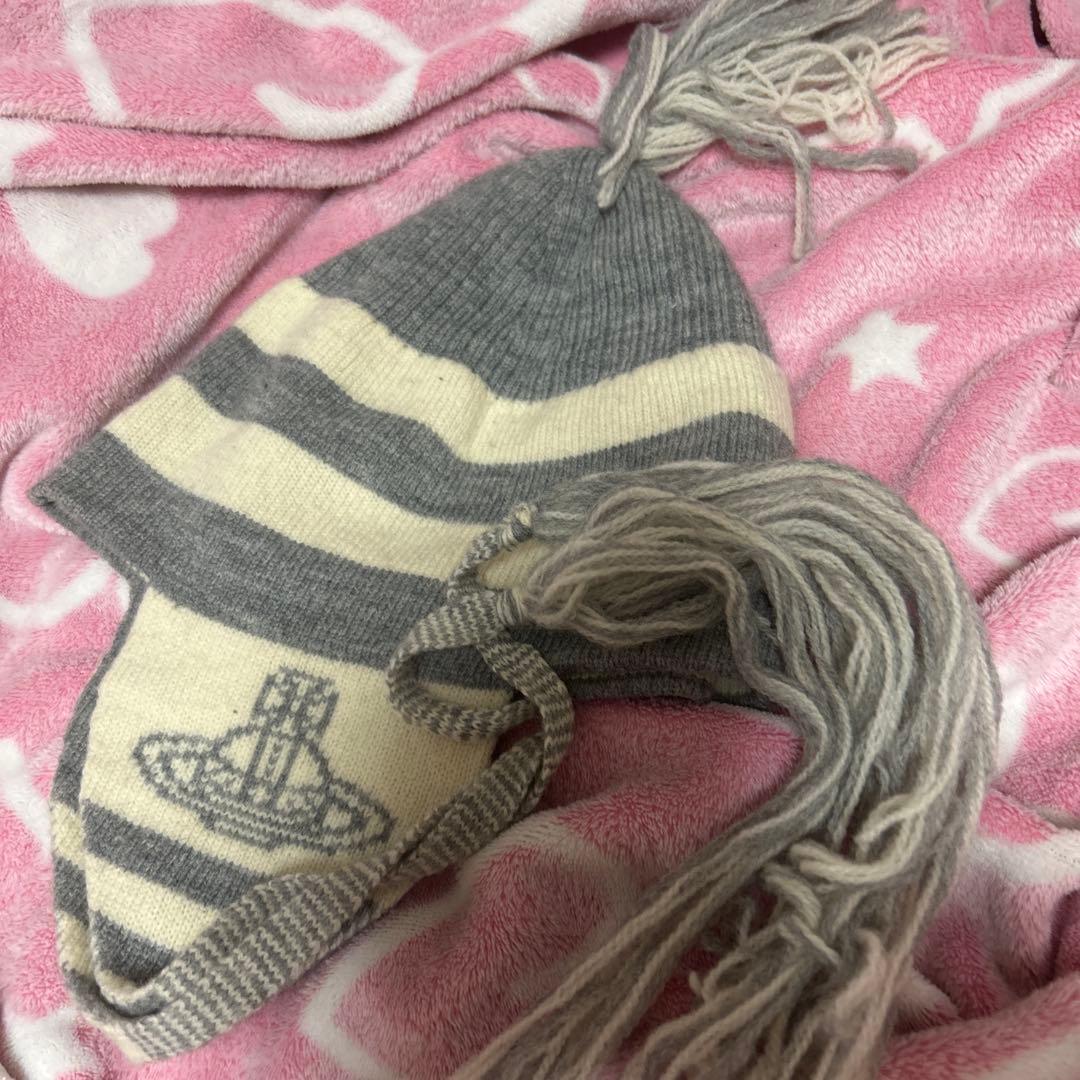 最終値下げ 耳あて付きストライプニット帽 ヴィヴィアン