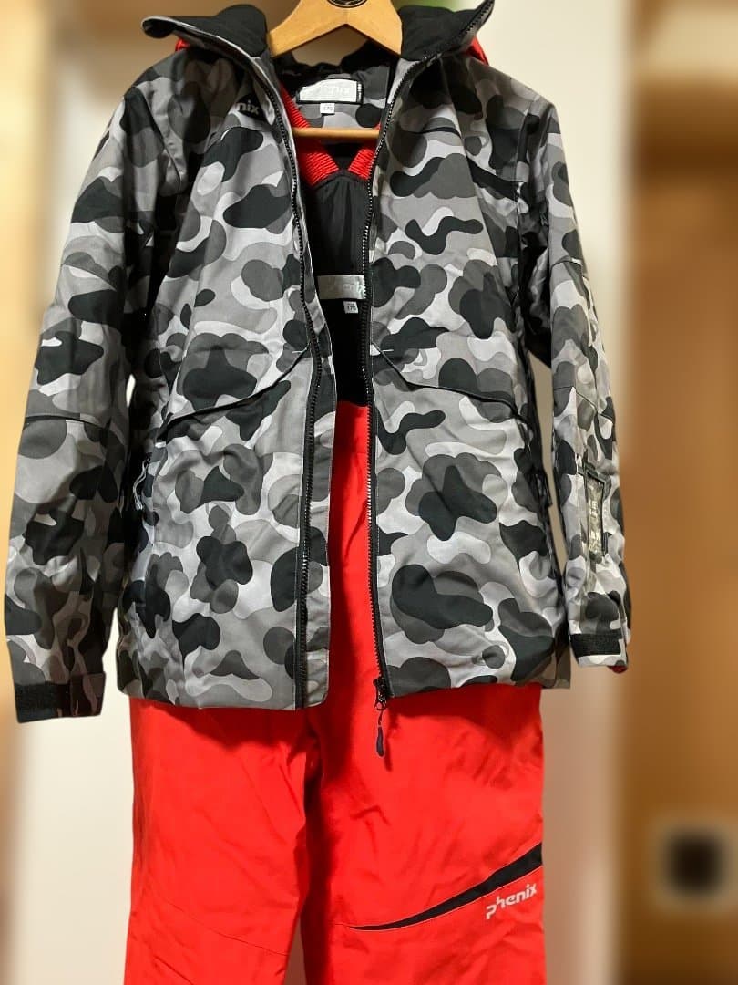 Phenix 未使用　迷彩柄 スキーウェア上下セット170cm