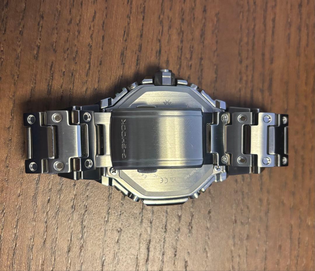 フルメタル G-SHOCK GMC-B2100AD-2AJF アイスブルー