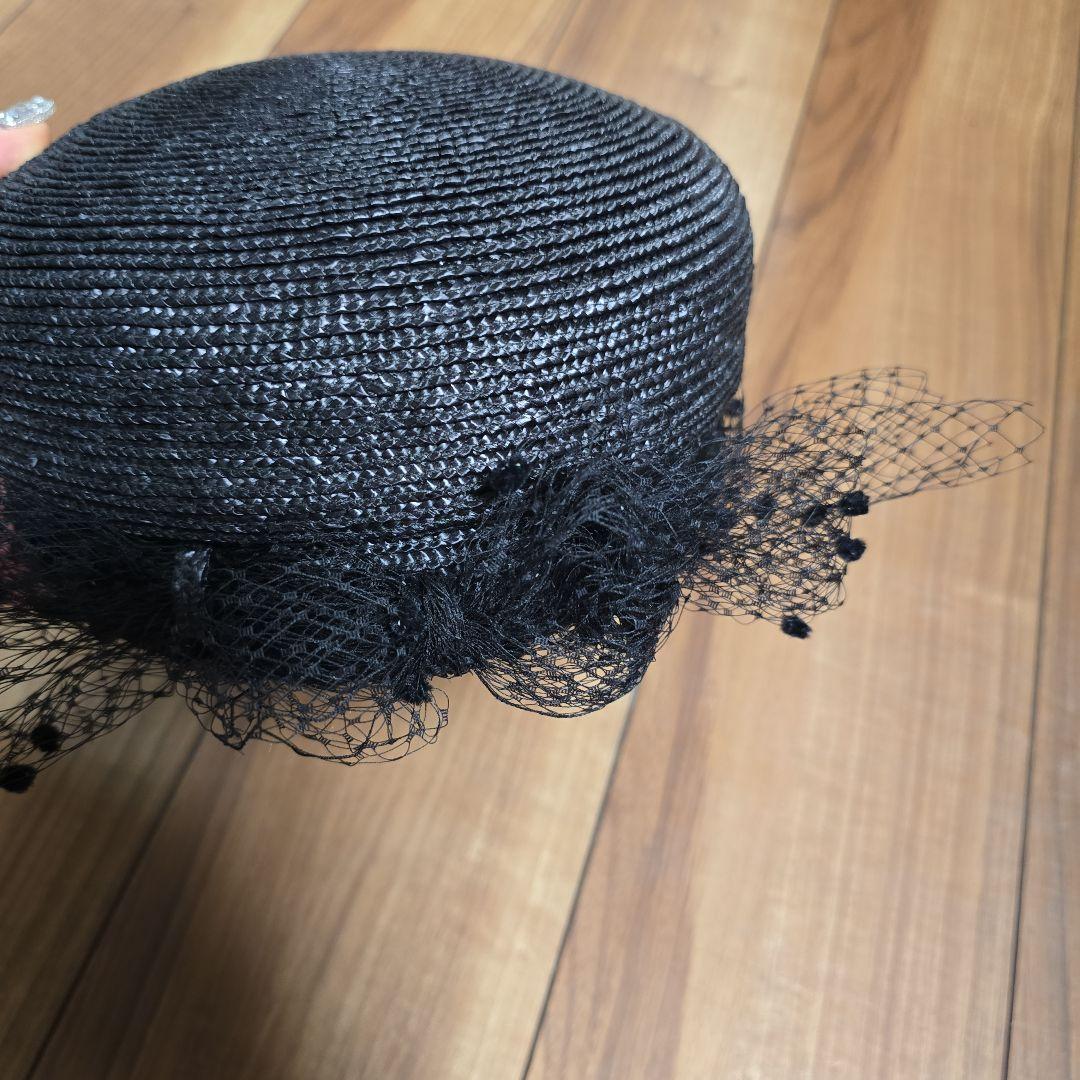 カシラ　ネット付きブラックキャスケット