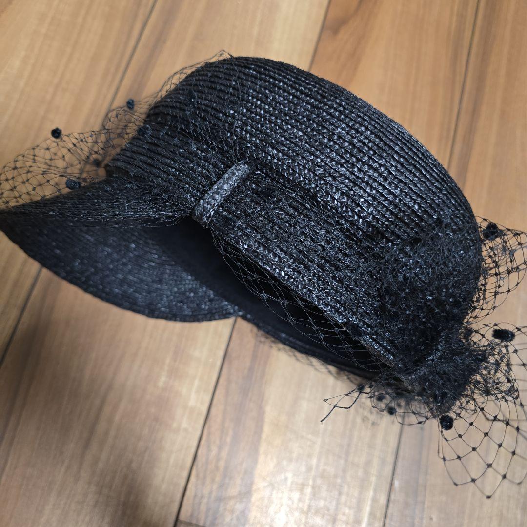 カシラ　ネット付きブラックキャスケット
