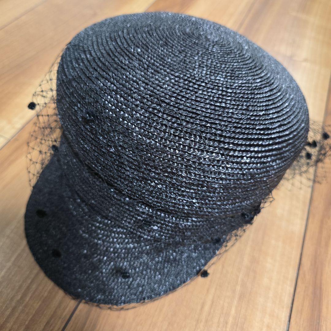 カシラ　ネット付きブラックキャスケット