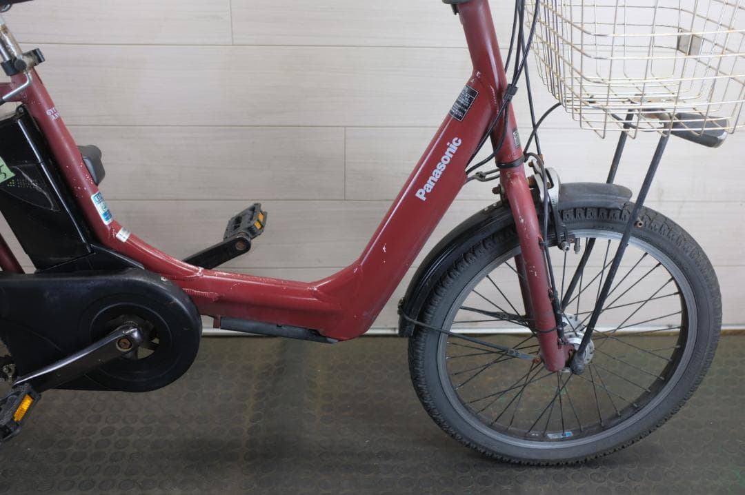 ゆゆ )パナ ギュットアニーズ20インチ3段8.9Ah(5点灯) 充あり