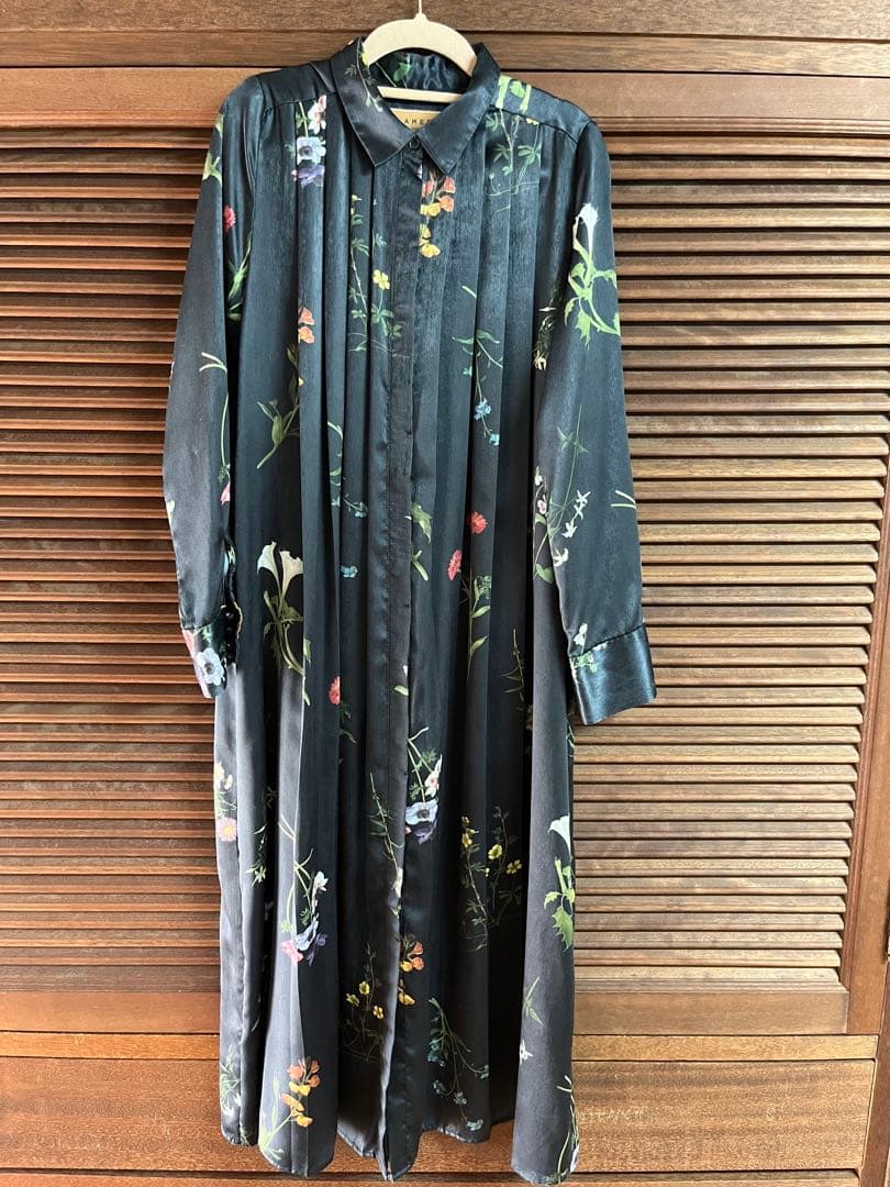 Ameri フラワープリント　プリーツワンピース