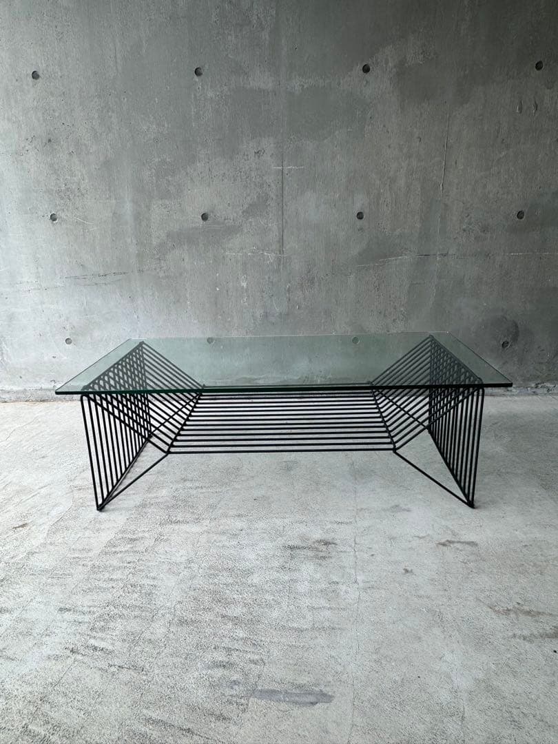 モダン　ローテーブル　ミッドセンチュリー　ポストモダン　スペースエイジ