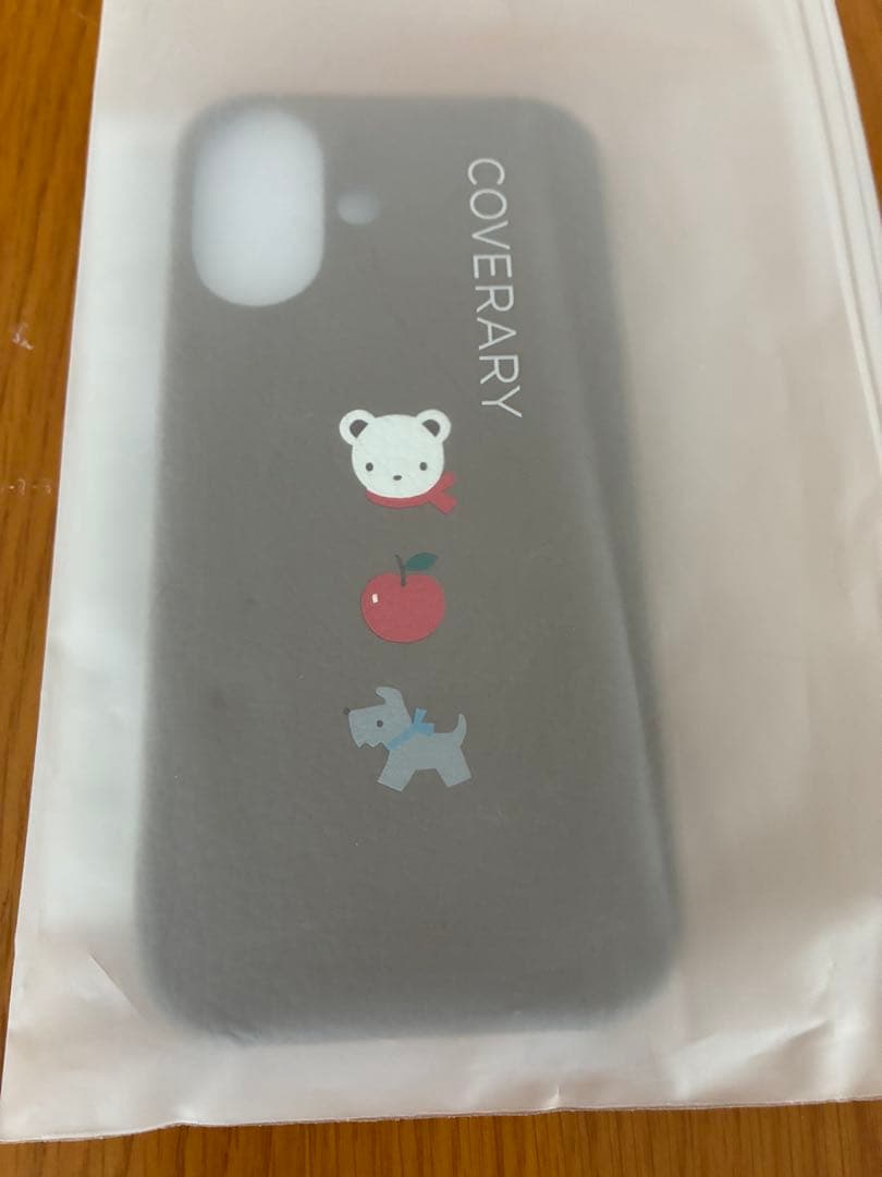 Itukky　ファミリア iPhone 16用ケース グレージュ