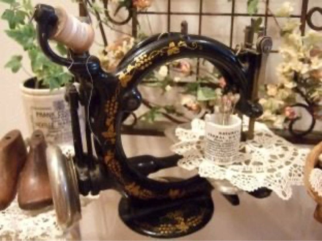 その他 Antique Sewing Machine Wilcox & Gibbs
