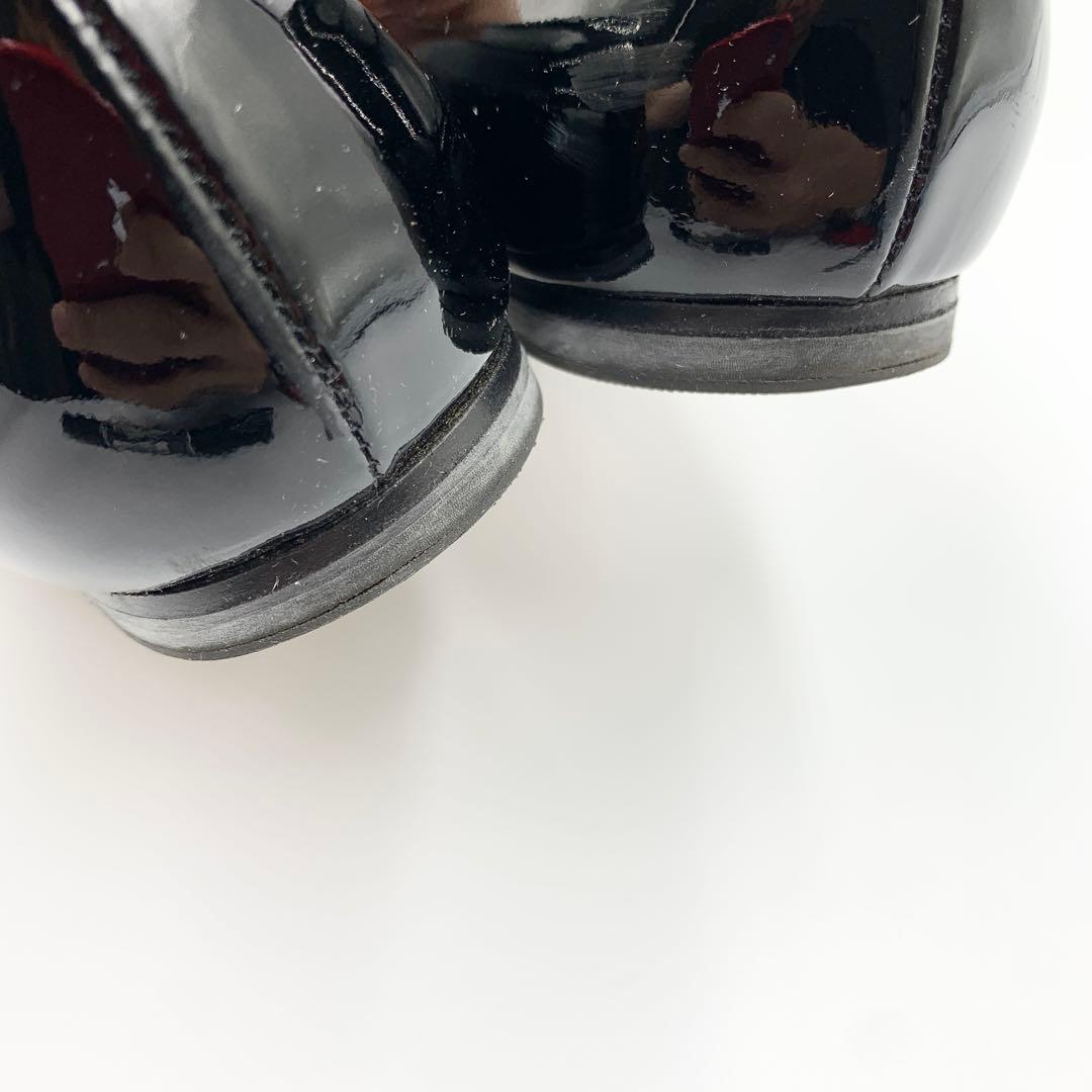 サルヴァトーレフェラガモ エナメルパンプス ヴァラリボン ブラック