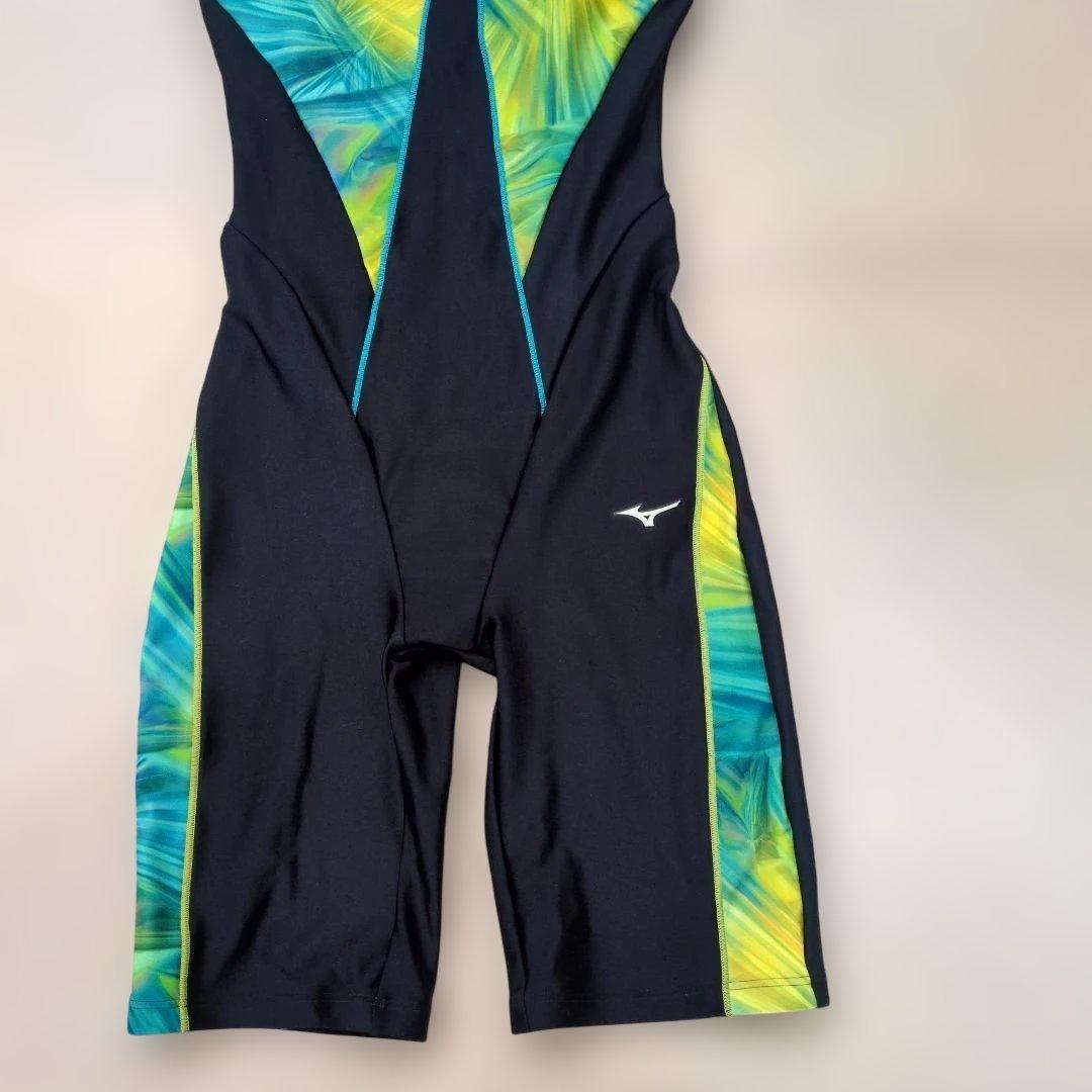 ミズノ　スポーツ水着　 青・緑のグラデーション　XL　カップ付き