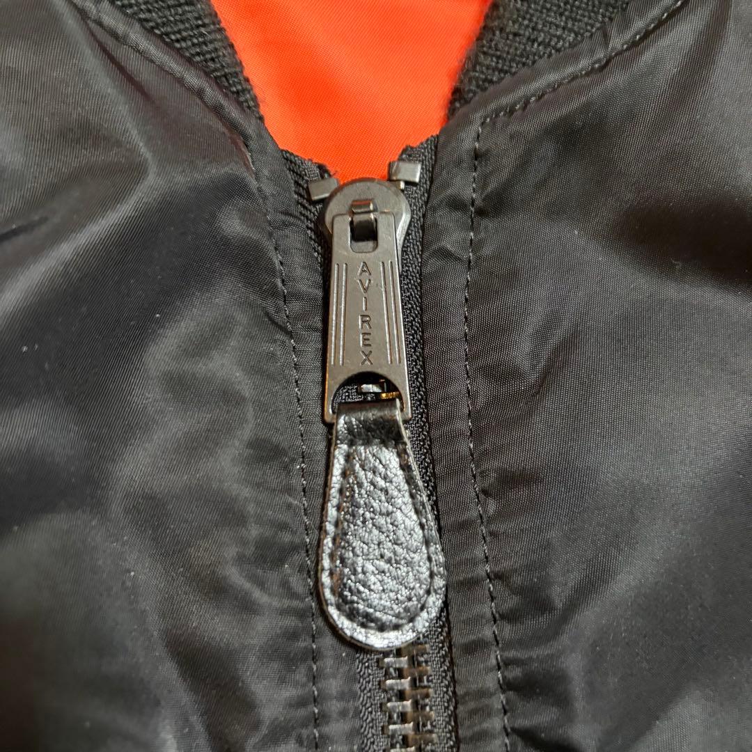 XXL AVIREX ブラック MA-1 ボンバー　アーチロゴ　USA 背中