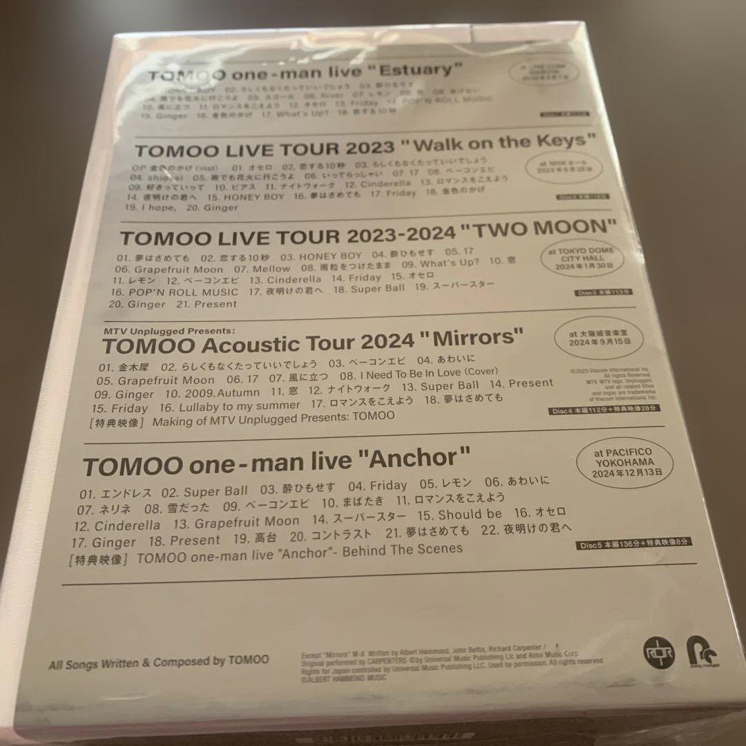TOMOO/LIVE BOX 2022-2024数量限定生産トートバック付き。