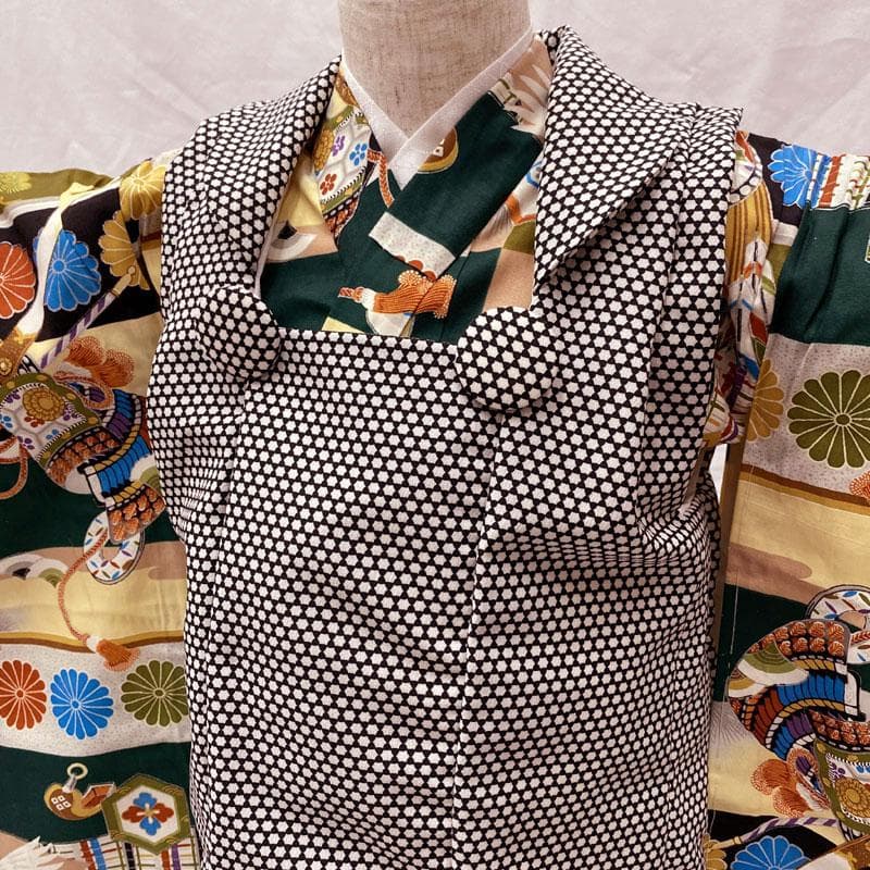 506ab83着物のみ◎七五三 三歳 男の子 セミアンティーク着物&被布 鶴 緑