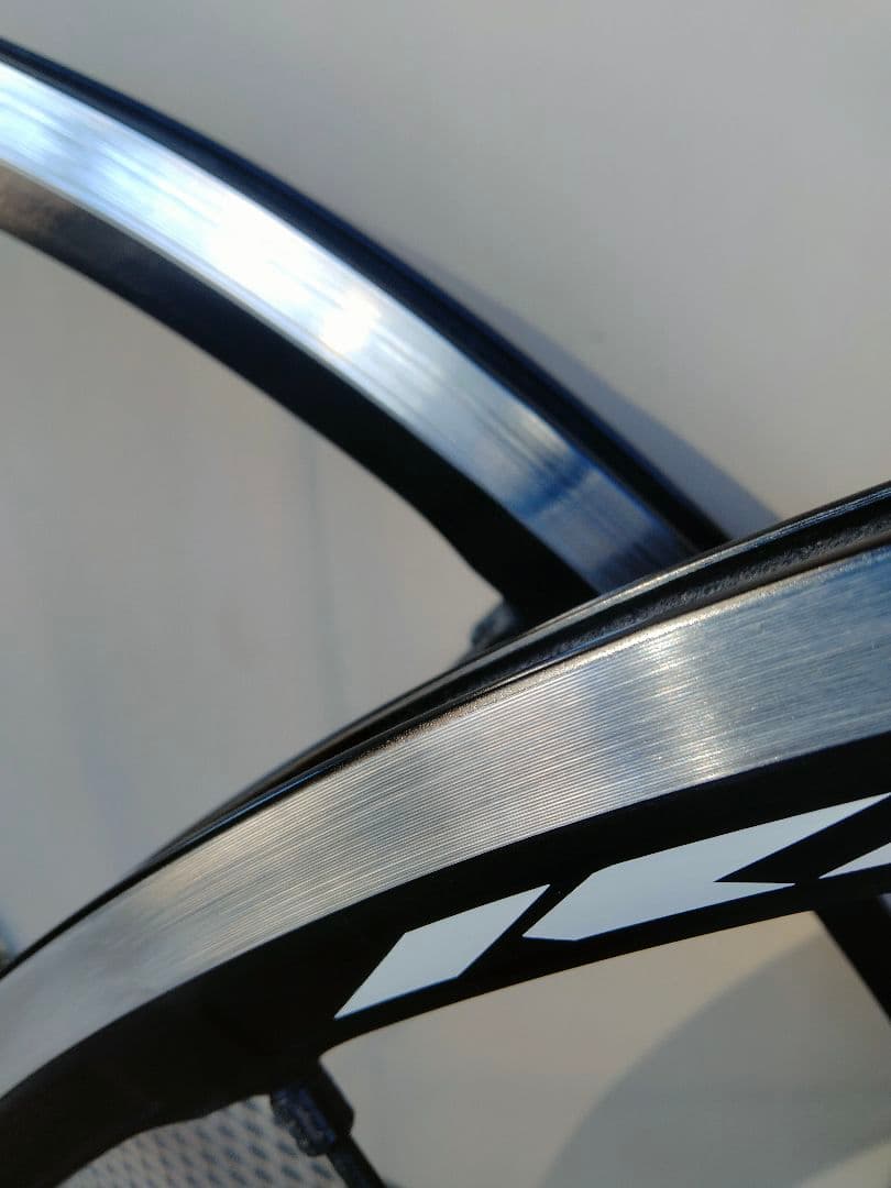 MAVICマビック　キシリウムSLS　シマノ10,11sクリンチャー