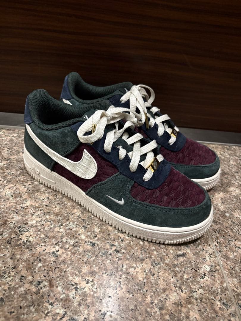 Nike Air Force 1 KITH コラボ スニーカー