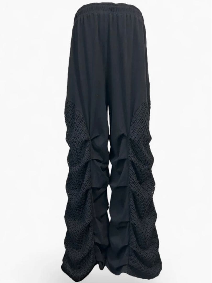 ボリュームアイレットパンツ