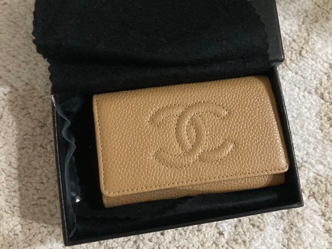 【菜奈】CHANEL ベージュ レザー キーケース