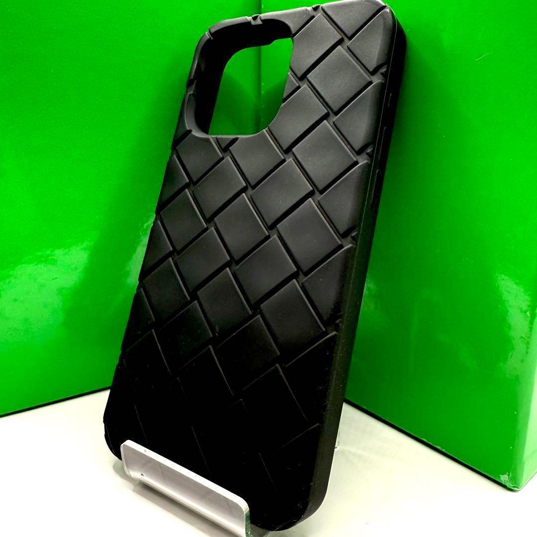 【極美品✨】ボッテガヴェネタ iPhone15promaxスマホケース 黒