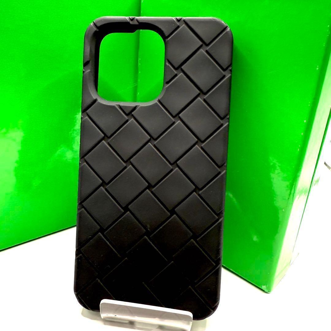 【極美品✨】ボッテガヴェネタ iPhone15promaxスマホケース 黒