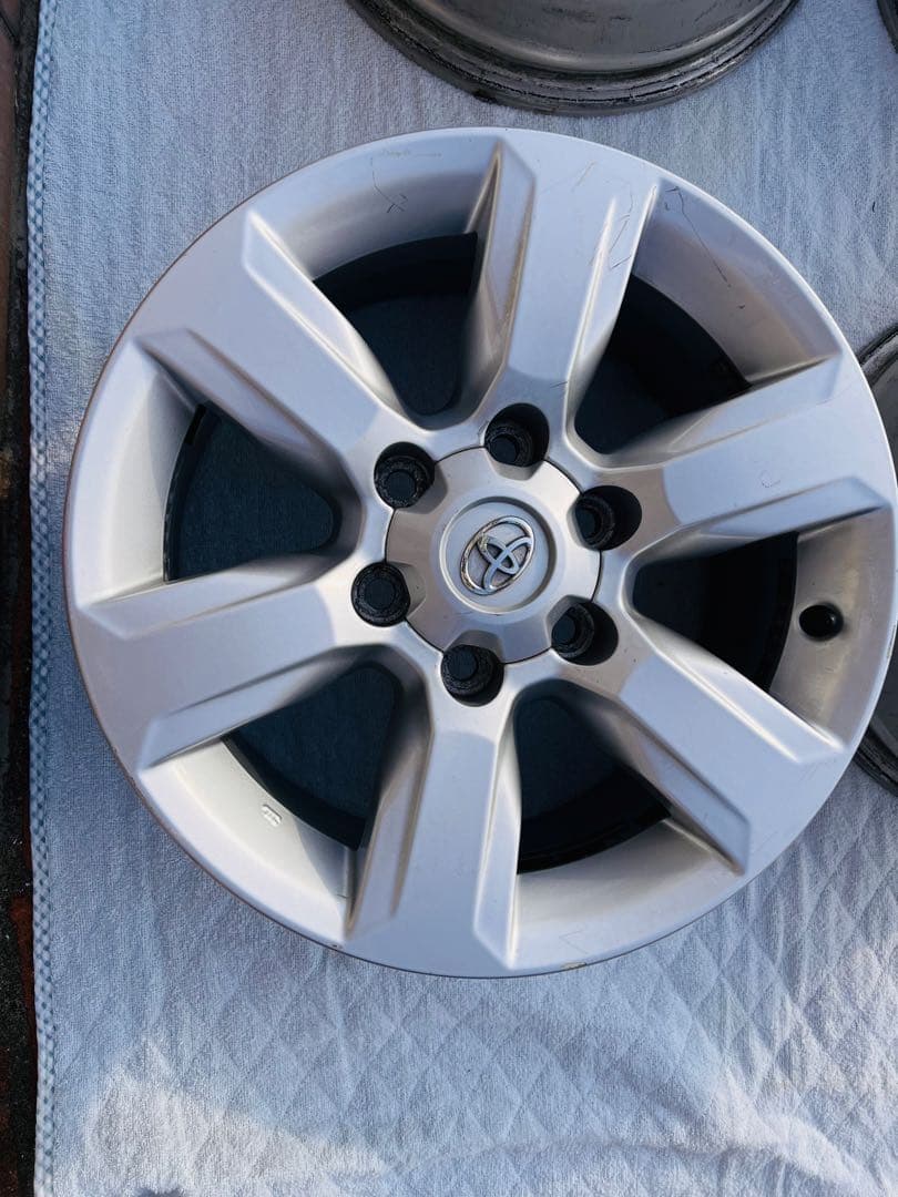 トヨタ 150 ランドクルーザー プラド 純正 17インチアルミホイール 4本