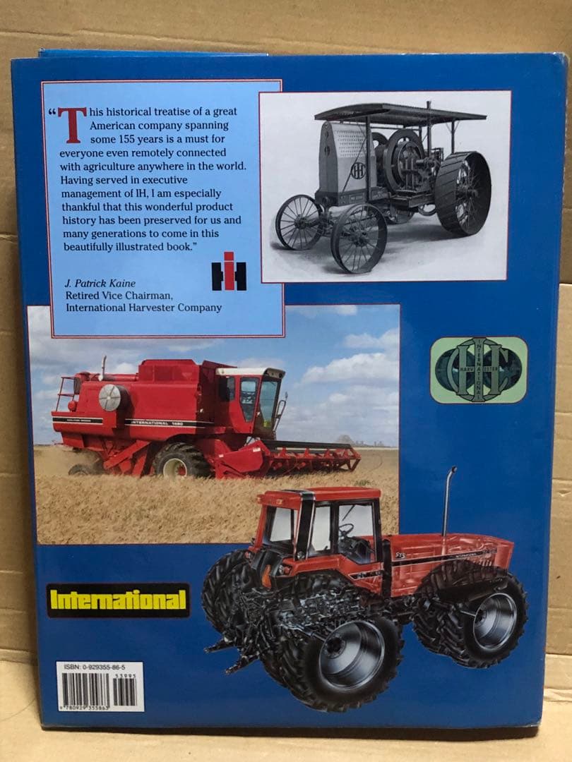 洋書 INTERNATIONAL HARVESTER FARM EQUIPMENT