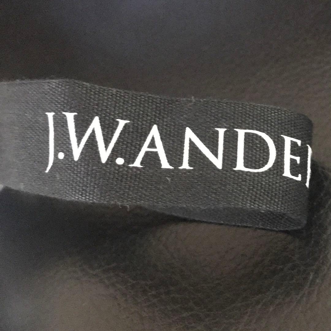 新品J W ANDERSON ジェーダブルアンダーソン　ピアス　Silver