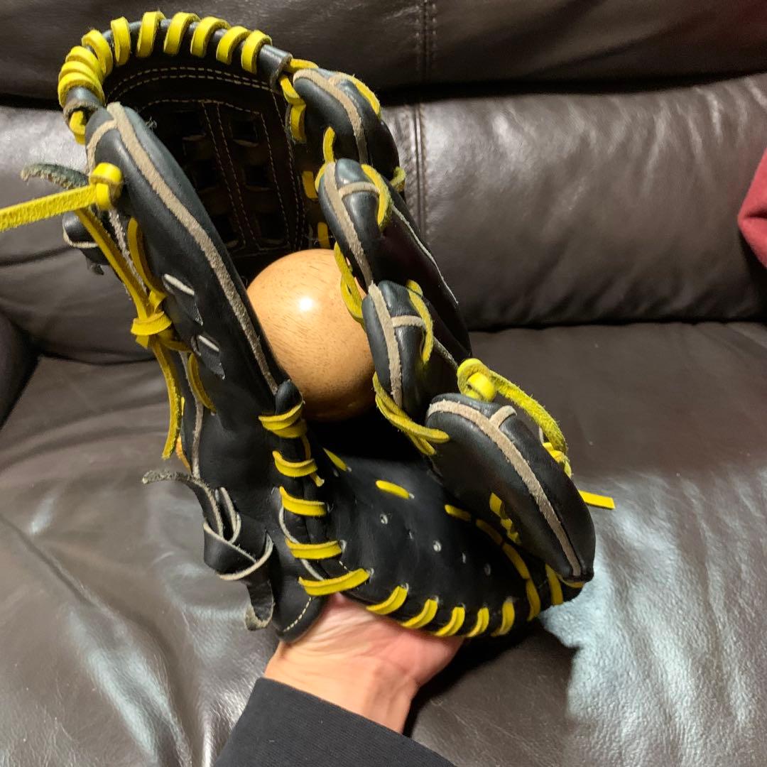 Mizuno Pro 軟式投手用グローブ ブラック/イエロー