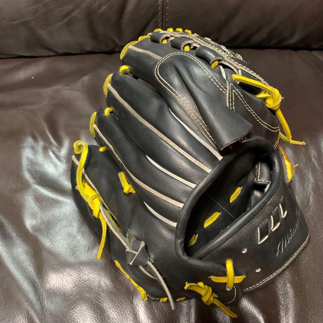 Mizuno Pro 軟式投手用グローブ ブラック/イエロー